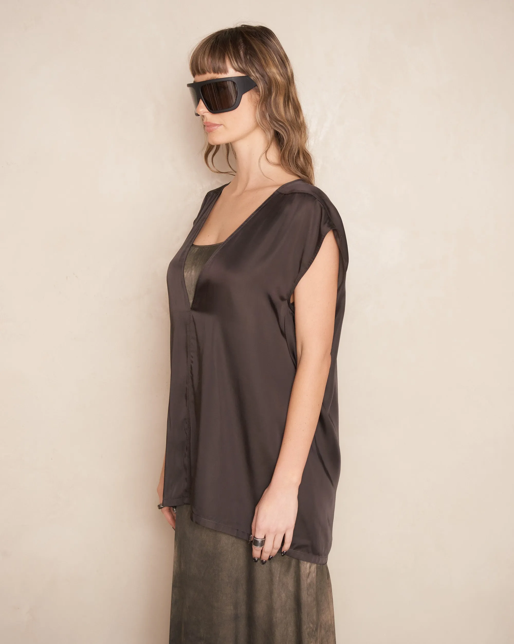 Dark Dust Dylan V-Neck Tank Top