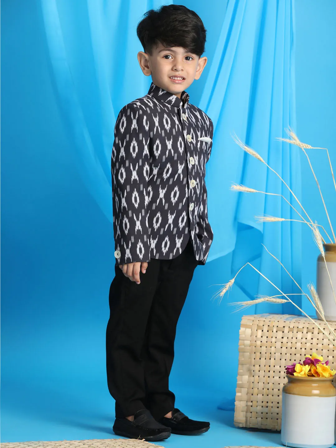 Jashvi Boy's Black  Ikkat Print Traditional Jodhpuri