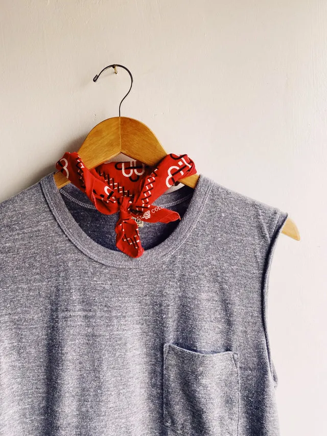 Muscle Tee in P.E. Grey