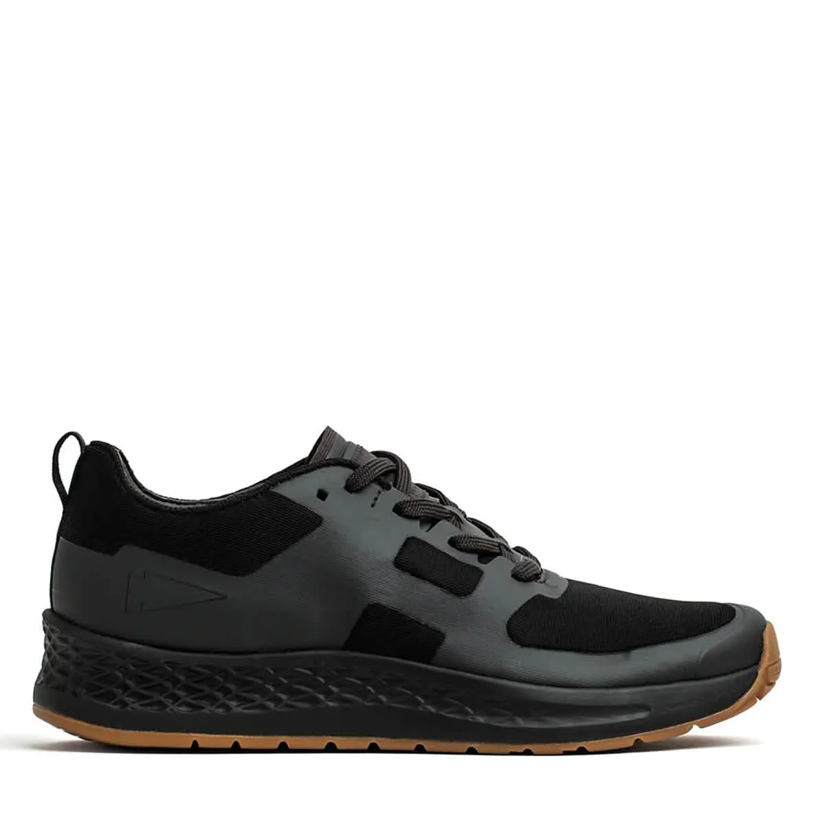 Women's Rough Runners - Black   Gum